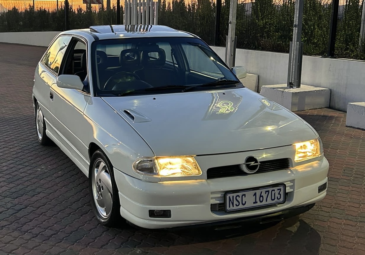 1993 Vauxhall TS 2 Door